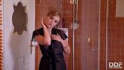 หนังเอ็ก Steamy shower masturbation with horny Russian Redhead Courtney Blue ดีที่สุด ประเทศไทย