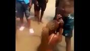 คลิปโป๊ออนไลน์ Fuck at the beach while people are watching Mp4