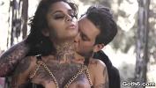 หนังเอ็ก Tattooed Goth babe Genevieve Sinn gets an awesome outdoor ANAL fucking adventure at the cemetery period ร้อน