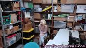 คลิปโป๊ออนไลน์ Blonde teen skank gets fucked over desk ฟรี