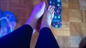 ดูหนังxxx Nicoletta apos s fantastic feet in flip flops to lick and worship everyone