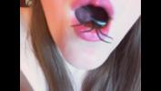 ดูหนังโป๊ A really strange and super fetish video spiders inside my pussy and mouth