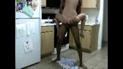 หนังโป๊ Girlfriend doing her black bf in the kitchen