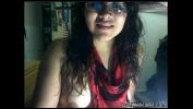 หนังโป๊ Chubby brunette strips for webcam Mp4