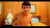 หนังโป๊ใหม่  Bisexual skater twink Riley Wiggins jerking off ร้อน 2024