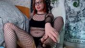 คลิปโป๊ Redhead chubby teen BBW fingering her wet pussy in hot fishnet bodysuit 2024 ร้อน