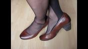 คริปโป๊ bicolored pantyhose and brown leather pumps comma shoeplay by Isabelle Sandrine 2024 ร้อน