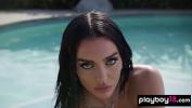 ดูหนังxxx Big boobed brunette naked babe Kaitlynn Anderson posing in the pool outdoor 3gp ล่าสุด