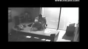 คริปโป๊ Security camera Films Sex At Office On Desk ร้อน