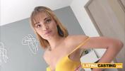 หนังโป๊ Skinny Amateur 18yo Colombian Cutie Stretched in Fake Model Casting