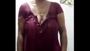 ดูหนังโป๊ Bhabhi bathing in nighty