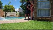 คลิปโป๊ออนไลน์ Helping my neighbors wife with her swimming pool comma comma standing outdoor upskirt fuck 3gp ล่าสุด