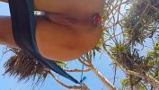 คลิปโป๊ออนไลน์ Body fruit paint n Butt plug flashing on Oceanic Beach Mp4