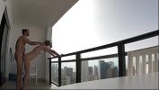 คลิปโป๊ฟรี Pareja joven pillada follando en balcon grabados con camara oculta amateur ล่าสุด