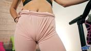 หนังxxx Petite Babe With a Thin Layer of Leggins Exposing Puffy Cameltoe ร้อน 2024