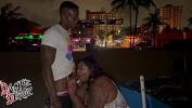 ดูหนังโป๊ Ebony BBW Amazon Honey Has Fun Gagging On A BBC For A Late Night Beach Blowjob ร้อน