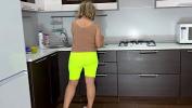 คลิปโป๊ออนไลน์ A mature lady in the kitchen couldn apos t resist and engaged in anal sex ร้อน 2024