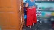 หนังเอ็ก Desi beauty girl bathing in changing dress Mp4 ฟรี