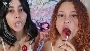 หนังเอ็ก asmr friends sucking lollipops together ฟรี