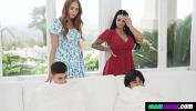 ดูหนังav MomSwop Boys Prentendig Sick Gets Motivated by Stepmoms Mp4 ล่าสุด