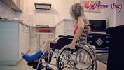 หนังxxx Slut with broken ankle in a wheelchair asked for my help comma gave her a facial instead Mp4