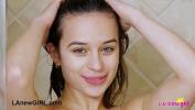 หนังav Teen brunette model took a shower ร้อน