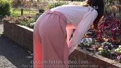 หนัง18 Skirt with visible panty lines