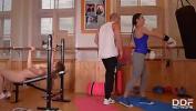 หนังav Horny Athletic Hotties Lesbians Cram Glass Dildo in the Gym 3gp ล่าสุด