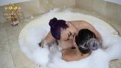 คลิปโป๊ออนไลน์ MaggieQueen and AshleyGrey Bubbles Play ร้อน