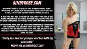 ดูหนังโป๊ Sindy Rose fuck her prolapse anal hole with big bottle Mp4