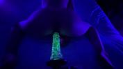 หนังxxx Hot MILF loves being stuffed by her glow in the dark toy ดีที่สุด ประเทศไทย