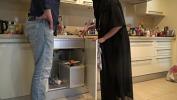 คลิปxxx British Plumber Fucks Muslim Milf In Her Kitchen 3gp ล่าสุด