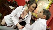 คลิปxxx Good looking MILF knows what pleases her patient the most 2024