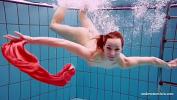 หนังโป๊ Adorable brunette teen swimming naked 3gp