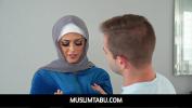 ดูหนังxxx MuslimTabu Big Ass Teen In Hijab Learns New Ways Mp4