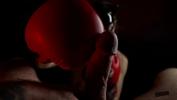 คลิปโป๊ Art jerking off a big dick naked mistress hits a dick in boxing gloves ร้อน