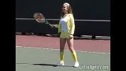 หนังโป๊ Teen Little April masturbates outdoors after tennis