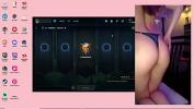 ดูหนังxxx Streamer le gusta que la morboseen mientras juega League of Legends 2024 ล่าสุด