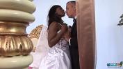 คลิปโป๊ฟรี This ebony milf is a bride and she enjoys interracial anal sex with her husband ล่าสุด 2024