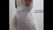 หนังxxx Jovem dan ccedil ando de vestido transparente e calcinha vermelha 3gp