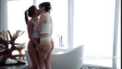 หนังav Lesbians In White Underwear Make Passionate Love Mp4 ล่าสุด