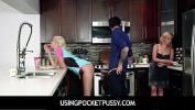 คลิปโป๊ออนไลน์ UsingPocketPussy Stepbro Eats out StepSisters Pussy in The Kitchen While Was Making a Grocery List Kay Lovely comma Lilith Moaningstar