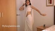 หนังโป๊ Indian Beautiful Teen Babe Jasmine Striptease and Fingering In White Desi Sari Full Hindi Mp4 ฟรี