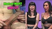 คริปโป๊ Hot or not quest Uncut Monster Cock She Reacts Lilly and Nova ล่าสุด 2024