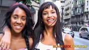 คลิปโป๊ Threesome with Horny Ebony Latina BFFs in Barcelona ร้อน 2024