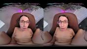 คลิปโป๊ออนไลน์ Adorable brunette in glasses gets off with her toys in VR 2024 ล่าสุด