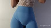 หนังโป๊ Novinha pacotuda de leggings azul e peitinho durinho se exibindo period ร้อน