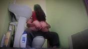 ดูหนังxxx fucking fast in the bathroom with my wife apos s friend who is outside preparing dinner