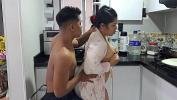 หนังxxx Me follo el rico co ntilde o de mi madrastra en la cocina parte 1 Mp4