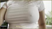 คริปโป๊ Wife jumping on mini tramp braless in tight white shirt ฟรี